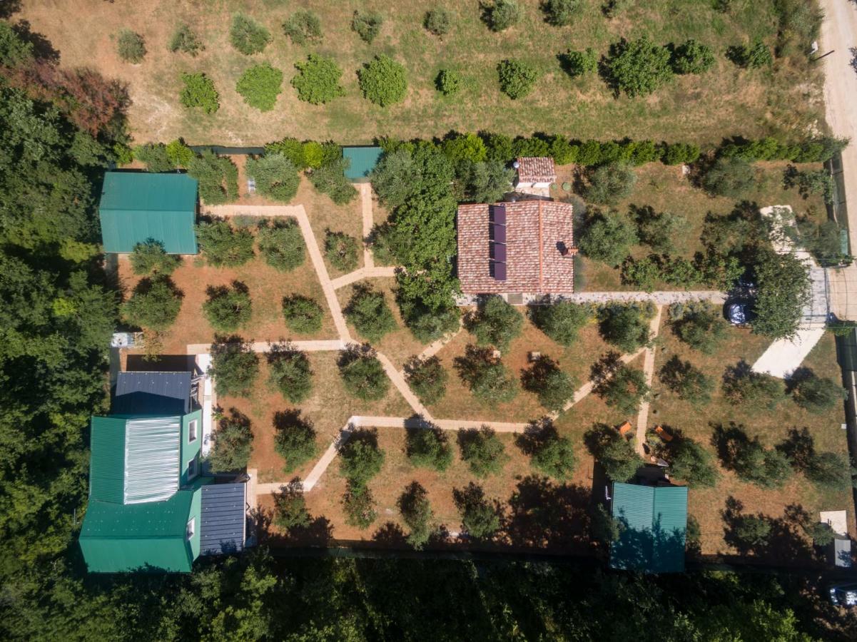 Eco Holiday Home Lavanda Funtana Exterior foto
