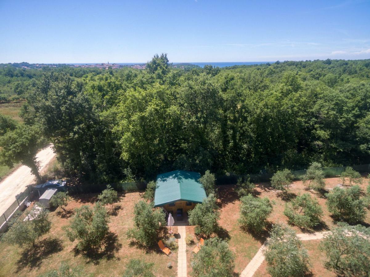 Eco Holiday Home Lavanda Funtana Exterior foto